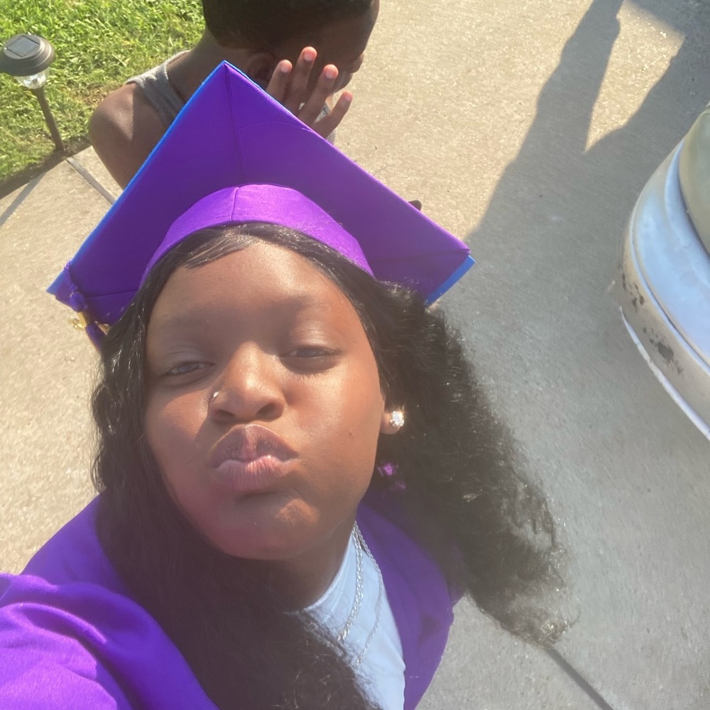 Meet your Posher, Shatori